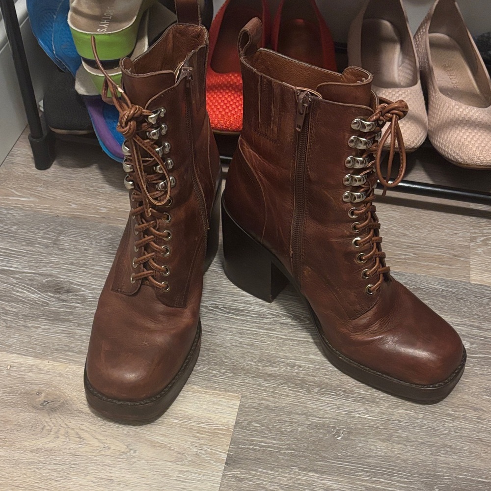 Jeffrey Campbell Leather Lace Up Women's Boots